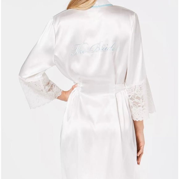 “The Bride” Short Satin Wrap L/XL - Picture 2 of 7